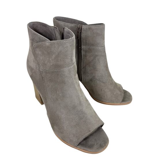 Melrose Ave NWOT Gray Faux Suede Vegan Open Toe Block Heel Booties Size 9 - Picture 1 of 9